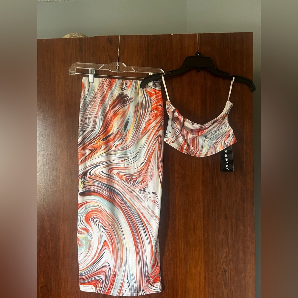 SHEIN Swirl Print Skirt Set in Red and Orange